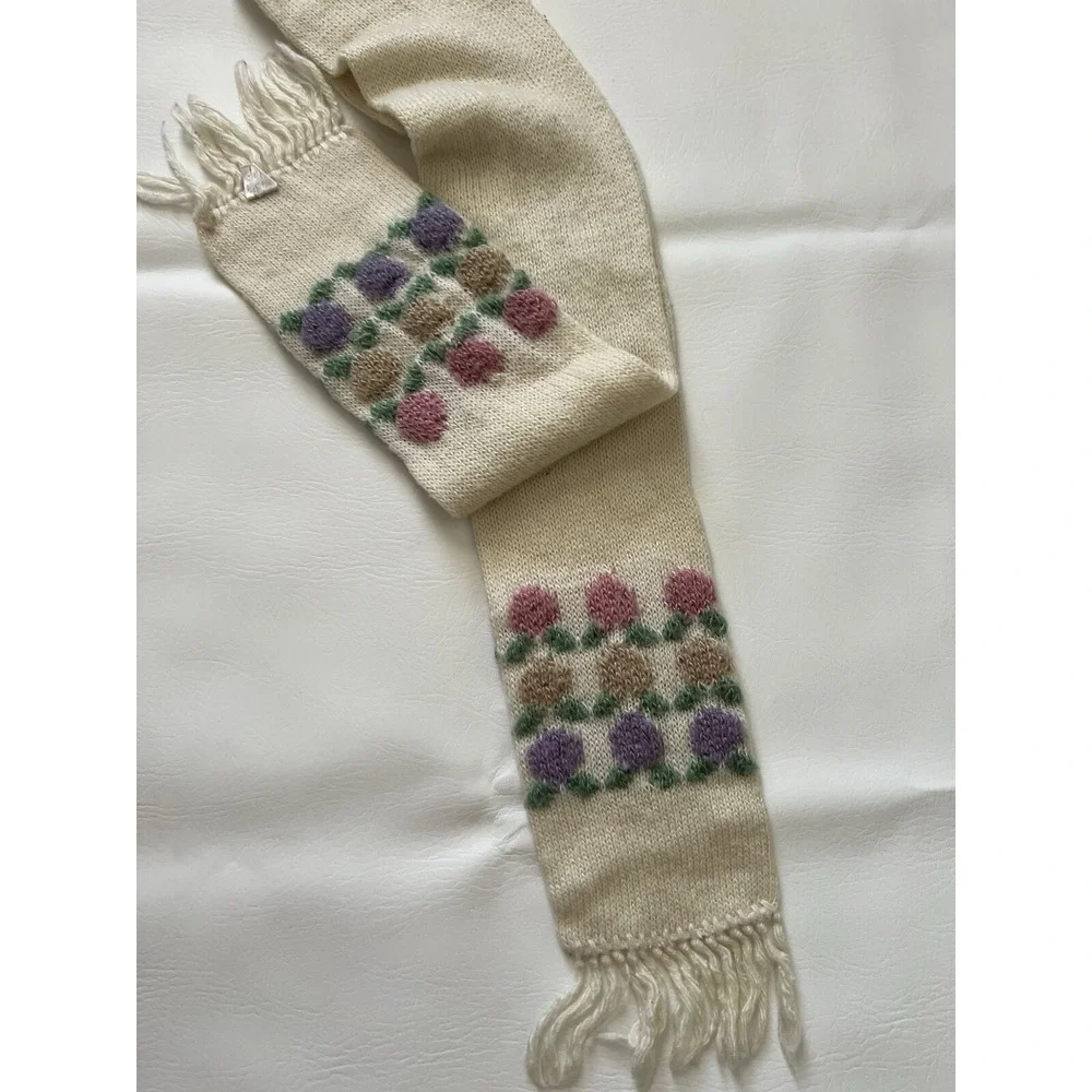 Hansen Vintage Embroidered Knit Scarf Fringe Cottagecore Ivory Boho Cozy Grandma